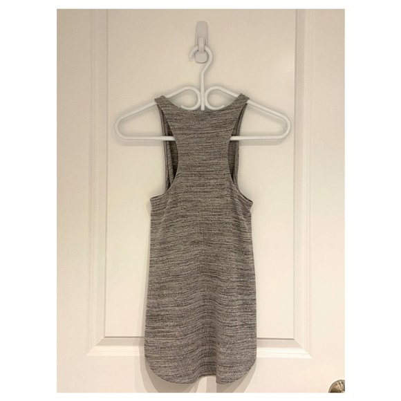 DYNAMITE Grey Flowy Tank Top - Picture 3 of 4